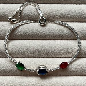 B009 | Royal Trio Stone Bracelet